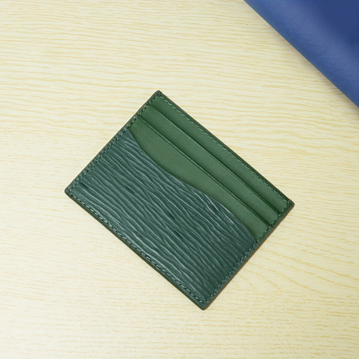 Porta-cartões de couro vaca de primeira camada, com padrão ondulado ultrafino e moderno, com múltiplos compartimentos para cartões e fotos, disponível em várias cores para homens e mulheres