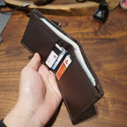 Carteira de couro genuíno estilo vintage, porta de armazenamento de várias cartas, design compacto dobrável duplo, mini carteira portátil para uso empresarial e pessoal, carteira pequena